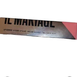 Il Makiage Lip Service Power Play Lip Gloss